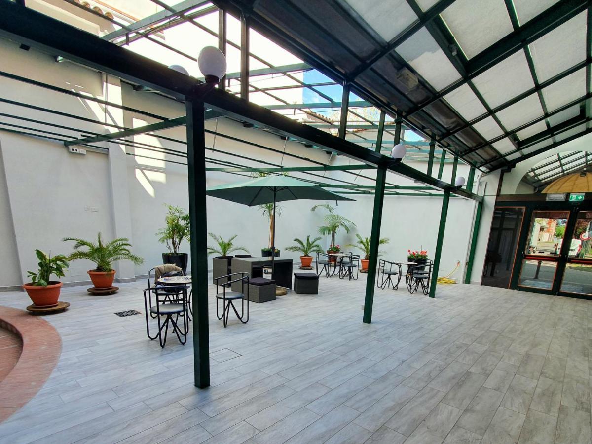 Hotel Perla Massa Lombarda Esterno foto