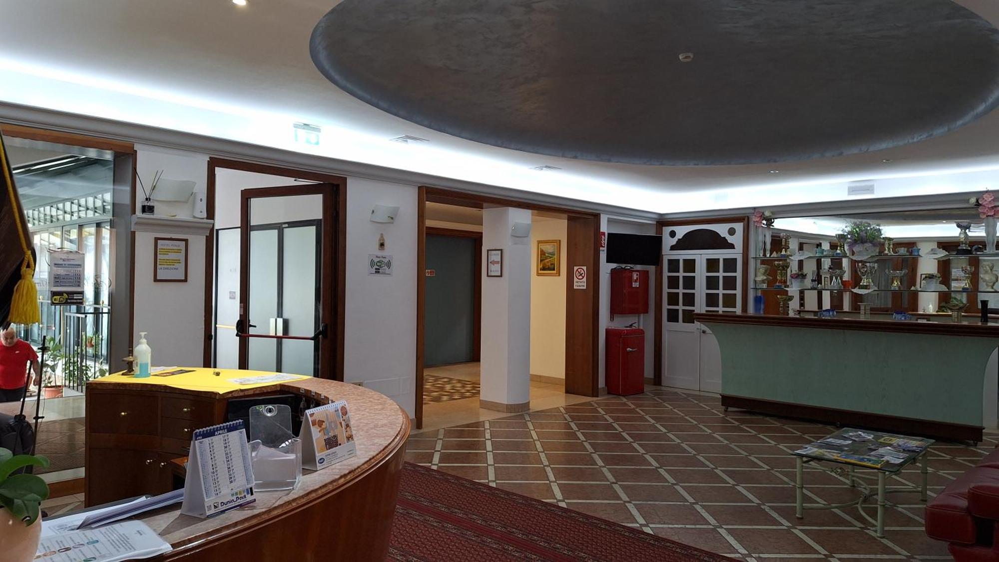 Hotel Perla Massa Lombarda Esterno foto